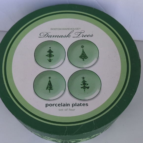 Boston Warehouse Green Porcelain Plates Set - Picture 1 of 7